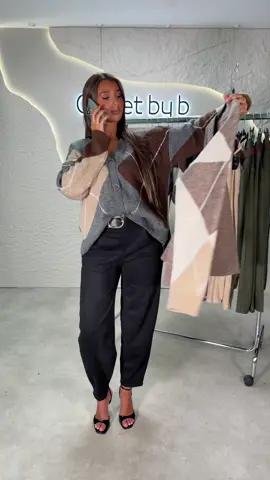 Diagnostic : manque de style. Ordonnance : virée shopping chez Outlet by Blooshop 💅🛍️ #blooshop #outletbyblooshop #fashionaddict #shoppingtherapy #OOTD        @SPIKI STUDIO 