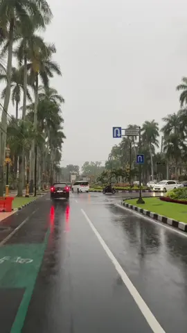 hujan dan malang #malang #hujan #vibes 