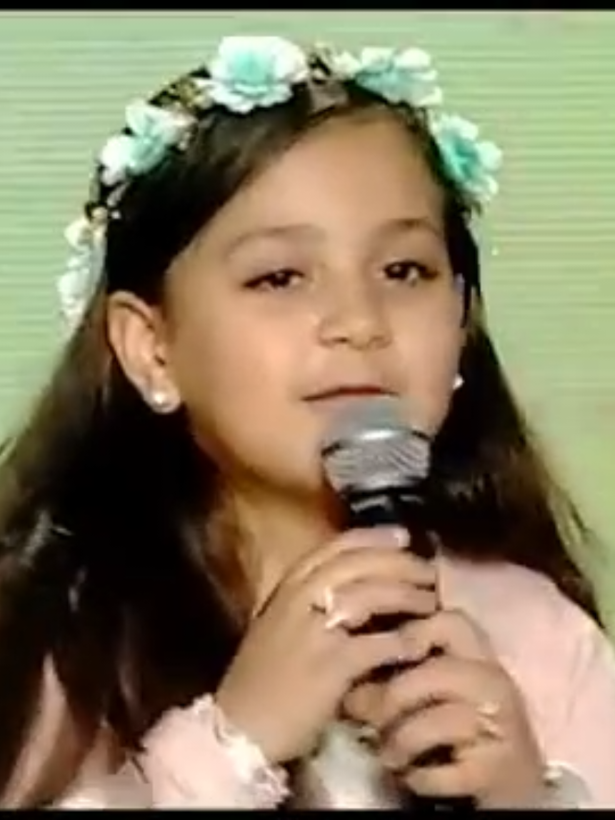 ياحكيم يسعد قلبك كل مابتخفف عالناس والعلم ينور دربك ياللي كلك رقة واحساس🤲🤍♥️💕#طيور_الجنة #جنى_مقداد #انشاد #دكتور #يا_دكتور 