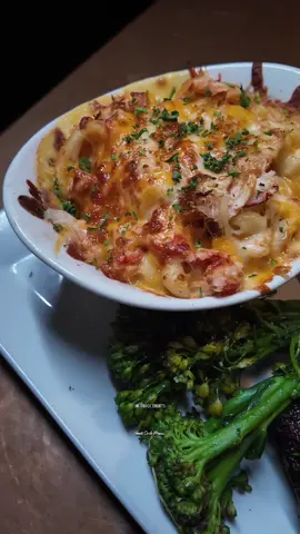 Metro Detroit’s Best Crab Menu is at @Tomsoysterbar 🦀🔥🔥 Tom’s Crabby’s Sweetest October menu is officially BACK and for all my seafood lovers, this one’s calling your name! From shrimp & crab lasagna to crab gnocchi and a lineup of fire cocktails, it’s the ultimate fall seafood experience. 📍318 S Main St, Royal Oak Tag a crab lover who needs to pull up and try this! #EnjoyMotorCity #TomsOysterBar #RoyalOakEats #DetroitFoodies