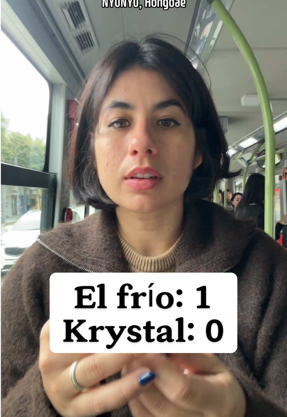 No aguantaba ni un segundo más con este frío. No puedo creer que la semana pasada estuve literalmente en shorts y tshirt! Una vez más el clima me vuela la cabeza🤯 #seoul #hongdae #puertorico 