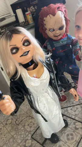 I’ve never met a 5 year old who’s obsessed with Chucky as much as my lil momma is! #fyp #halloween #chuckytiffany 