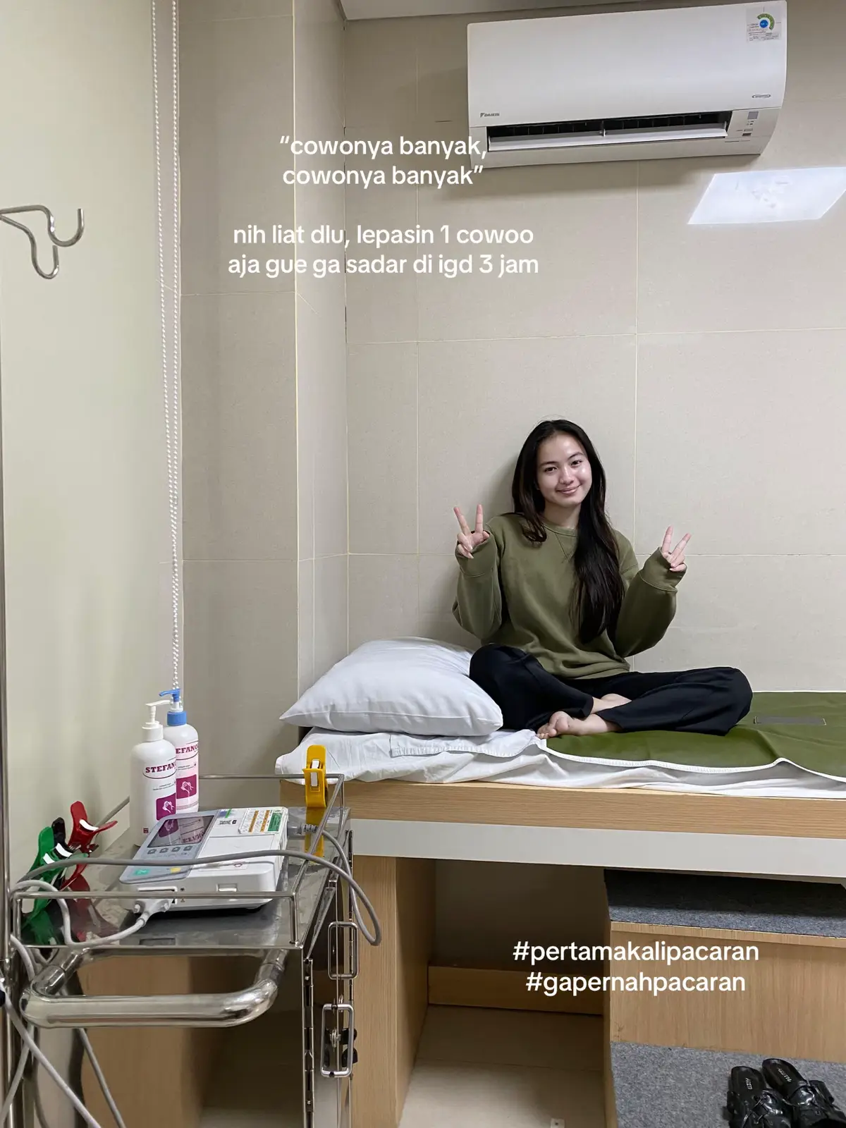 ga ada unsur kebencian ya disini🥰 tidak menyalahkan siapapun, semua orang berhak memilih yang terbaik untuk dijadikan pasangan🥰 kalau aku tidak terpilih berarti aku masih kurang baik🥰 Tuhan mau kita semua belajar, semangat terus all🥰🥰