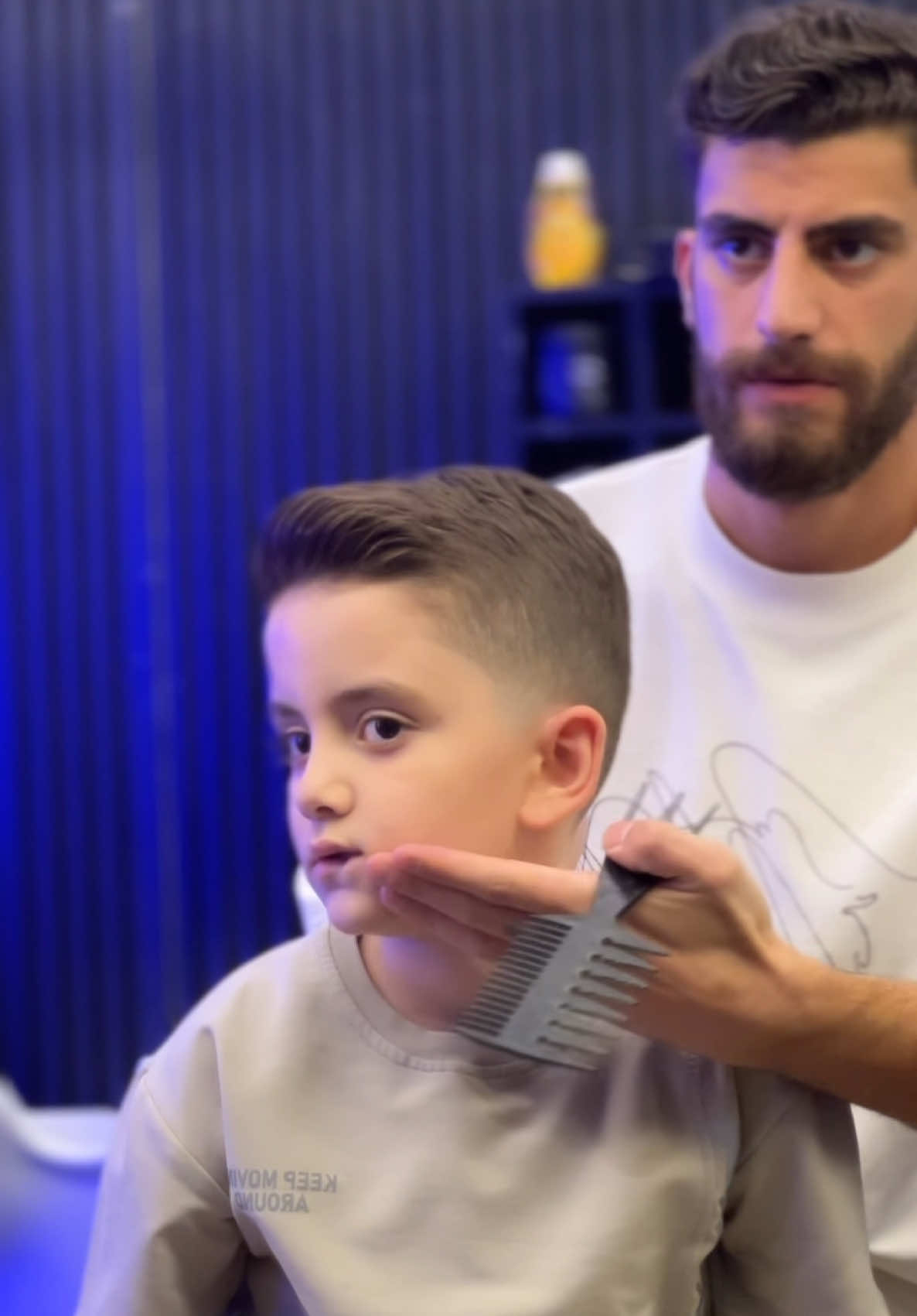 #malekbarbershop🙏🙏 #MensHaircut #BarberLife #MensGrooming #HaircutGoals #BarberShop #MensStyle #BeardLife #HaircutTime #FreshCut #Barbering