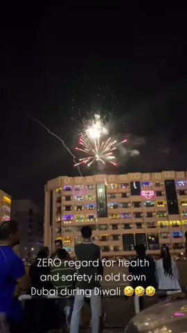 Diwali in Dubai 🤩  #dubai #Diwali #diwali2025 #olddubai #deira #almankhool #burdubai #dubailife #britsindubai 