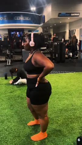 When the work is producing wonders ! #consistency #plussizegymgirlie #gymresults 