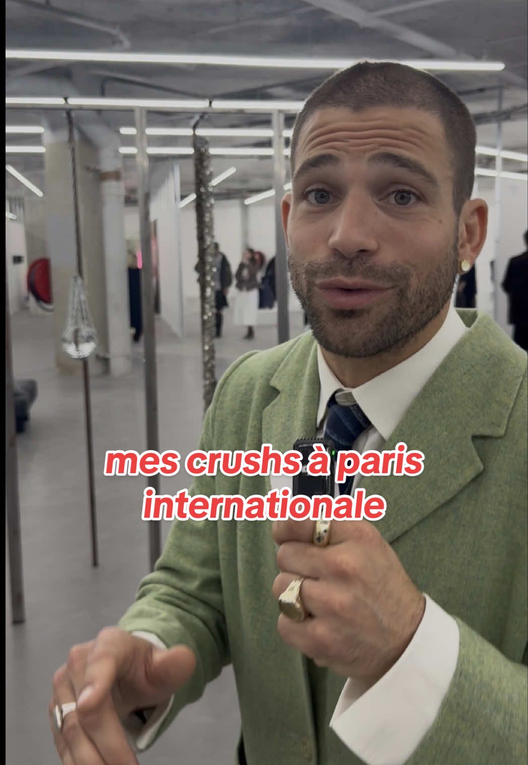 mes crushs à paris internationale!! c’est une foire d’art contemporain indépendante qui a lieu pendant la semaine de l’art c’est une bonne alternative à art basel et c’est gratuit! t’as toutes les infos sur mon app CUR8 #ExpoParis #ExpoGratuite #ArtBasel #sortiraparis #CUR8