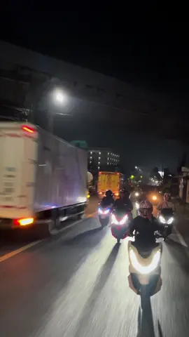 Seeyoou nextime kawan👋🏻#pcx160 #pcx160ล้อ17แต่งสวย #pcxแต่งสวย #pcx150ล้อ17แต่งสวย #pyf @Apaaajaa⚡️ @Maszayy @SIALANN. @pcx limited👹@cbunyliper @Cahyacill 