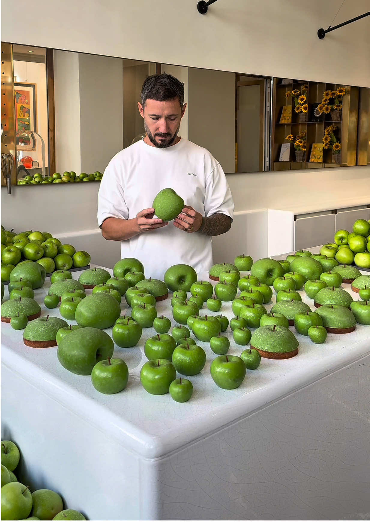 Hello 🍏 #cedricgrolet 