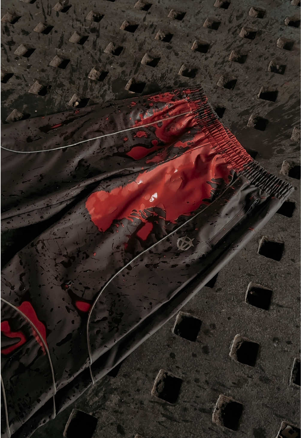 ANARCHY ΔREDSHIFT ⩜⃝ HEAT REACTIVE + REFLECTIVE TRACKPANTS SOON ONLINE #fyp #heatreactive #trackpants #anarchy #fashiontiktok 