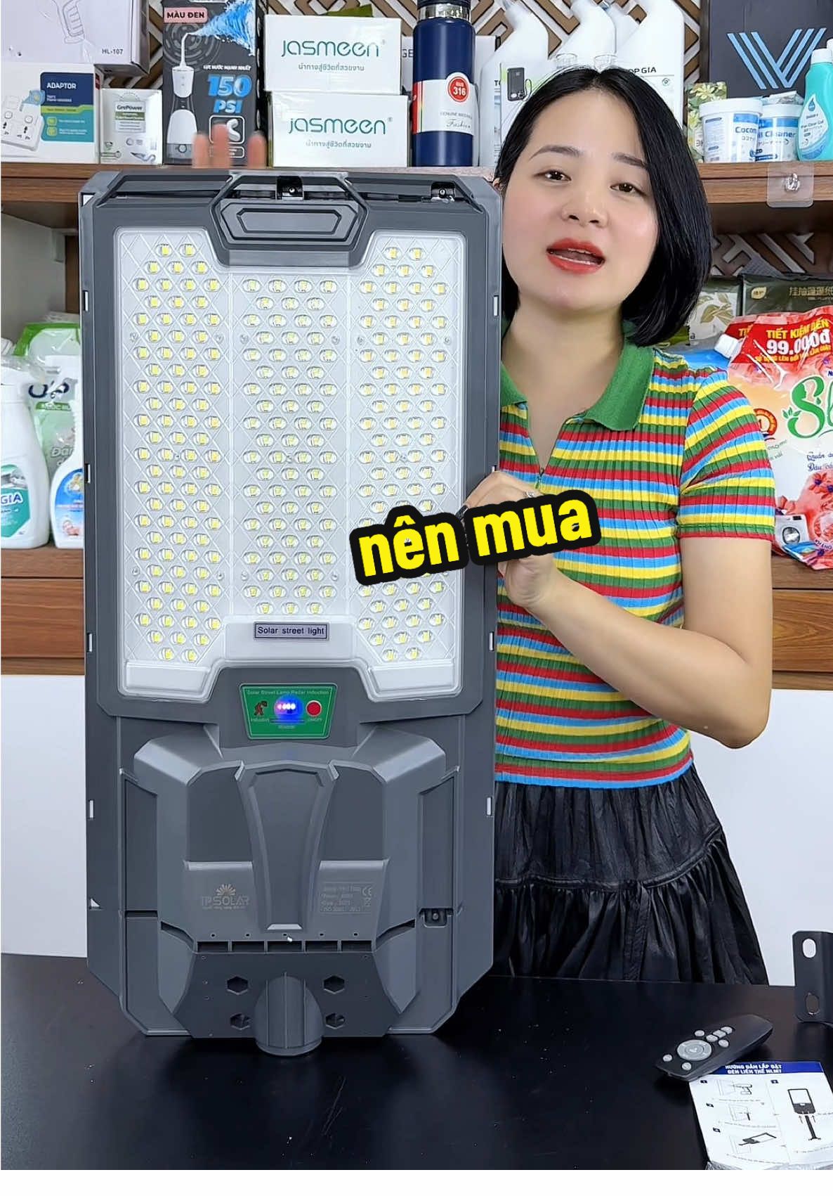 Không mua là mất quyền lợi nha các bác #haxinh #dennangluongmattroi #dennangluong #dennangluongmattroichinhhang #denduongnangluongmattroi 
