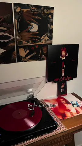Extral  | @JENNIE  #jennie #ruby #jenniekim #doechii #vinyl 