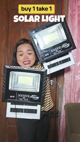 buy 1 take 1 Solar Light naka Ip68 subrang liwanag 5000wats  #solarlight #buy1take1 
