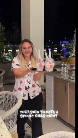 Loved our spooky girls night, appetizers, and drinks! Halloween and nights with my girls are my favorite! #trickortreat #halloween #halloweendrinks #halloweenappetizers #girlsnight 