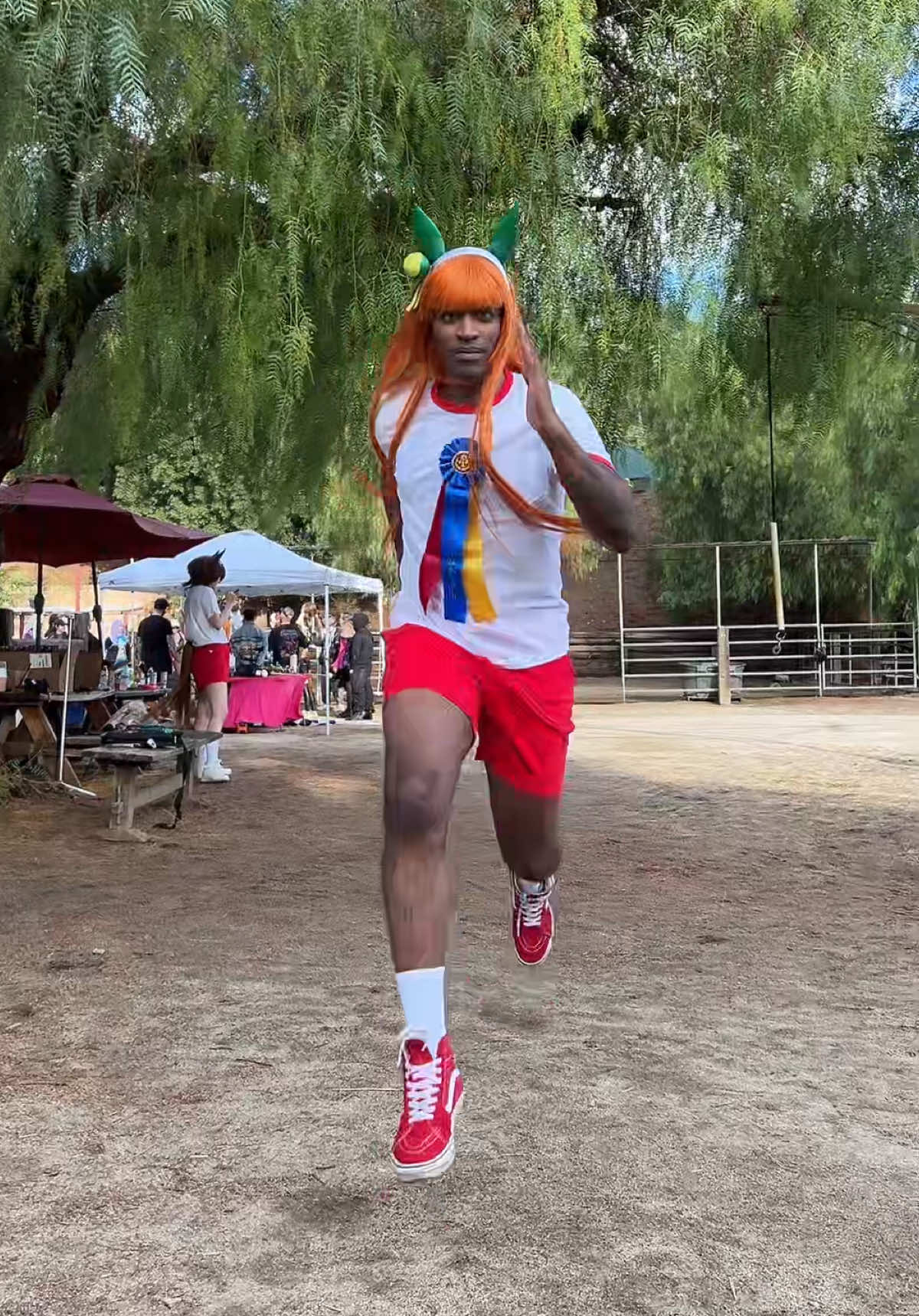 Uma Musume has 2 modes 💖🐴 ft. @whoachriswhoa  #umamusume #umamusumecosplay #specialweek #silencesuzuka #umamusumeprettyderby 