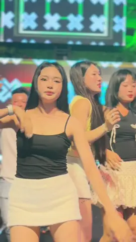 Nhan sắc này thật là xuất chúng@trunsea.1802 @Em Bé Sườn Muối Ớt #gaixinhtiktok #tanphu #suonmuoiot #xuhuong2025🥰 #gaideptiktok 