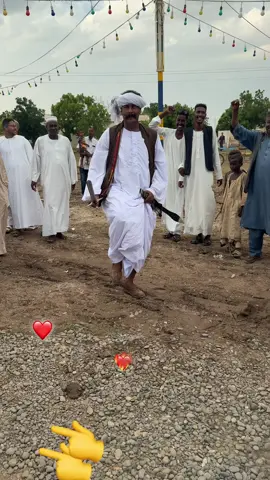 سلك وعرضه تخليك تقوم زي المجنون 👌🤪#مشاهير_تيك_توك_مشاهير_العرب #الشعب_الصيني_ماله_حل😂😂 #شكاري_العـــــــــــزززز💪💛🔥 #حلفاالجديدة❤🇸🇩 @الفنان مبارك النور 