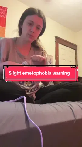 (SLIGHT EMETOPHOBIA WARNING) This goes on for an hour and then repeat every morning and sometimes throughout the day. My GI system is top on my betrayal list. #pots #gastritis #gerd #connectivetissuedisorder #ibs 