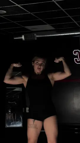 big things comin #gym #Fitness #gymrat #gymgirl #armday 