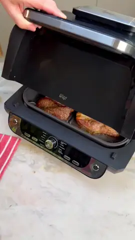 Fritadeira Elétrica sem Óleo Air Fryer 12 em 1 WAP 1800W Barbecue 10L digital Preta com Acessórios #fritadeira #cozinha #enxovaldecasanova #airfryer 