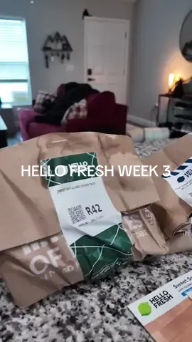 hello fresh week 3🍗🥗 just after this I found out some of my meals had a recall LOL #hellofresh #recall #microinfluencer #dinner #fyp 