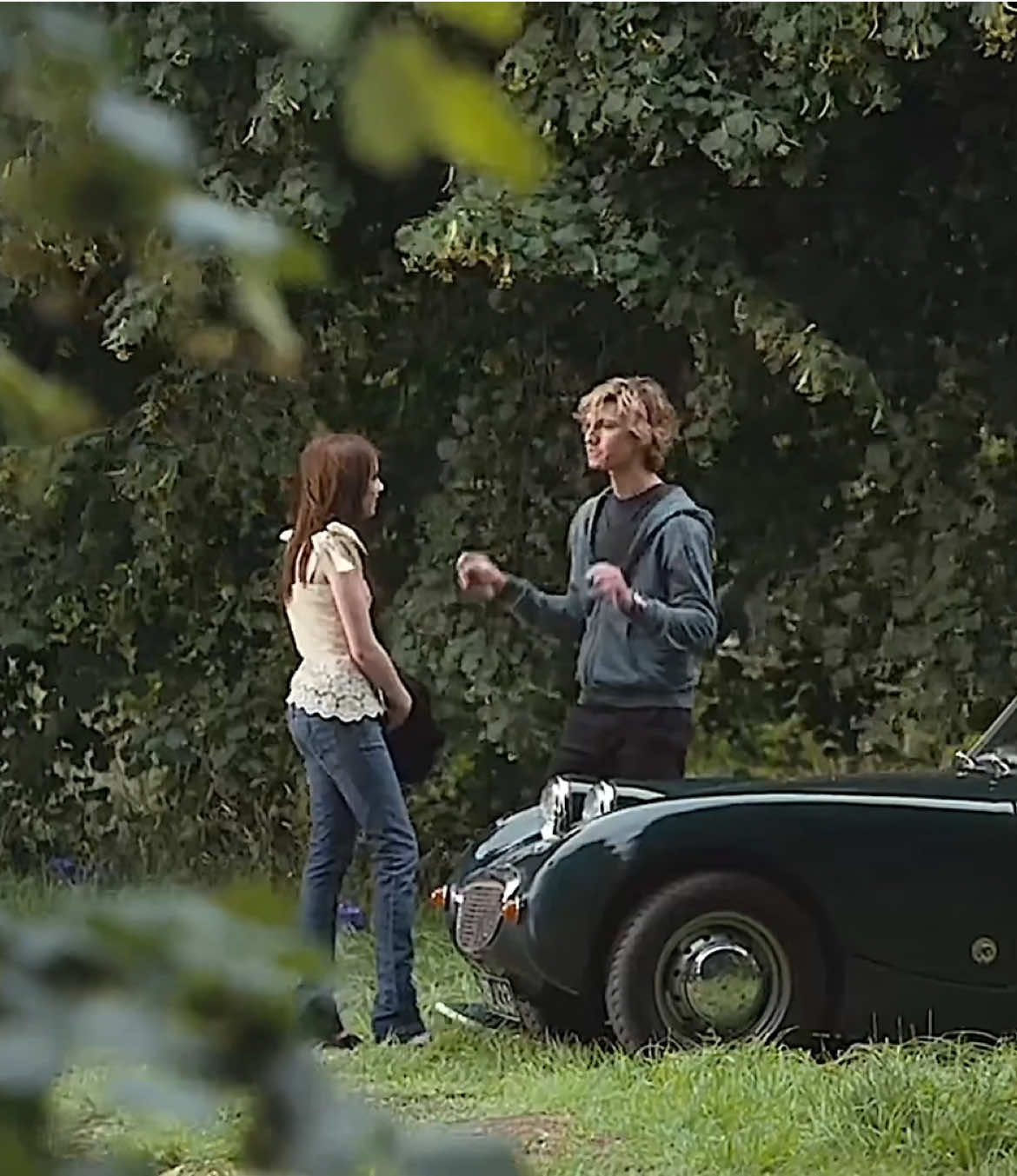 this is their song. #fyp #wildchild #poppymoore #poppyandfreddie #edit 