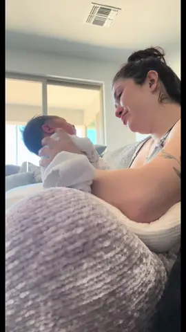This is a vulnerable video of me in the newborn trenches. I was bursting with joy… and still, I felt so alone. I didn’t have postpartum depression, but I know so many women who do - and I understand why. Because even without the diagnosis, the transition into motherhood can shake every part of you. Within 48 hours after birth, estrogen and progesterone levels can drop over 100-fold …and yes, that hormonal crash can trigger mood changes. But if it’s just hormones… why are postpartum depression rates still rising…even in one of the most medically advanced countries in the world? Maybe it’s not just biology. Maybe it’s a mother running on two hours of sleep, trying to heal while caring for a newborn. A partner who’s trying but wasn’t taught how to help. A culture that praises “bouncing back” more than resting and being held. Maybe moms aren’t broken. Maybe the system is. 💗 To every mom feeling joy and loneliness at the same time -you’re not alone, and you’re not failing. Maybe it’s time we stop asking “what’s wrong with moms”… and start asking what’s wrong with how we support them. 🩷 Doula thoughts | @littlelovebugdoula What do you think: hormonal issue, or societal failure? - -#postpartum #newborntrenches #ppd #newmom #pregnancy   