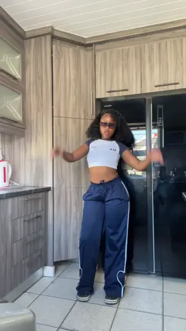 gqom way.😂🔥 dc:@Luthando_Luluu & @ntando.hh #fyp #entletsalupondo #remix #fyppppppppppppppppppppppp #gqom 