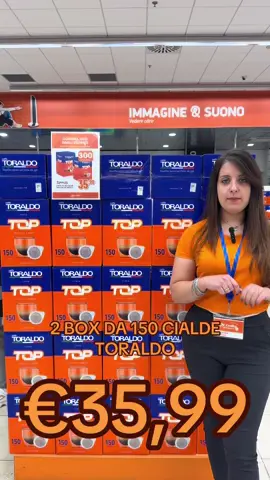 ☕ La scorta perfetta per gli amanti del caffè! Fino al 29 ottobre, approfitta della promo Di Lella: 2 confezioni da 150 cialde, per un totale di 300 cialde a soli 35,99€ 🎉  ✅ Perfette per la tua macchina da caffè a cialde  ✅ Promo valida solo fino ad esaurimento scorte  🛒 Ordina online o vieni a trovarci nei punti vendita Di Lella! #cialde #caffe #coffeelovers #caffelovers #toraldo #espresso