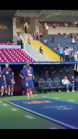 #lamineyamal #fcbarcelona🔵🔴 #barcelona #tiktokfrance #tiktokamerica 