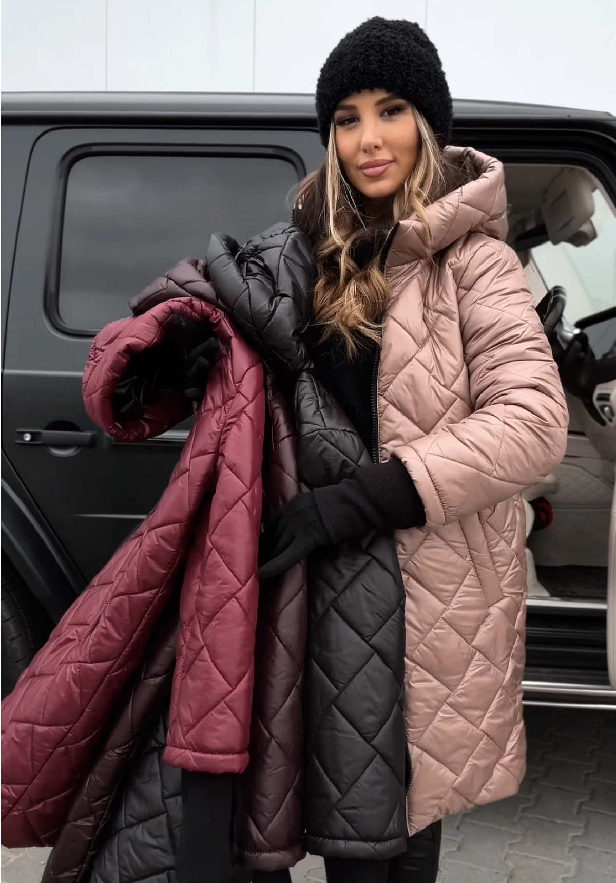 #NOWOŚĆ 👉🏼 ciepła pikowana kurtka z kapturem 𝐅𝐨𝐫𝐞𝐬𝐭 𝐖𝐚𝐥𝐤 w 4 kolorach! 🫶🏽 Który kolor wpadł Ci w oko?😉 www.andzela.com #andzela_com #jesieniara #autumn #fall 