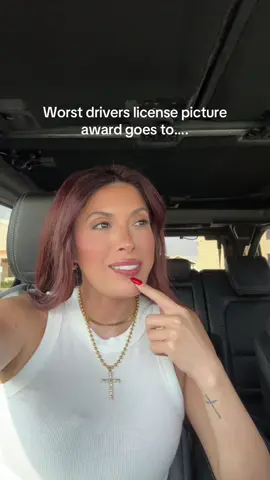 Worst driver’s license picture award goes to 🏆 #driverslicense #passportphoto #fyp 