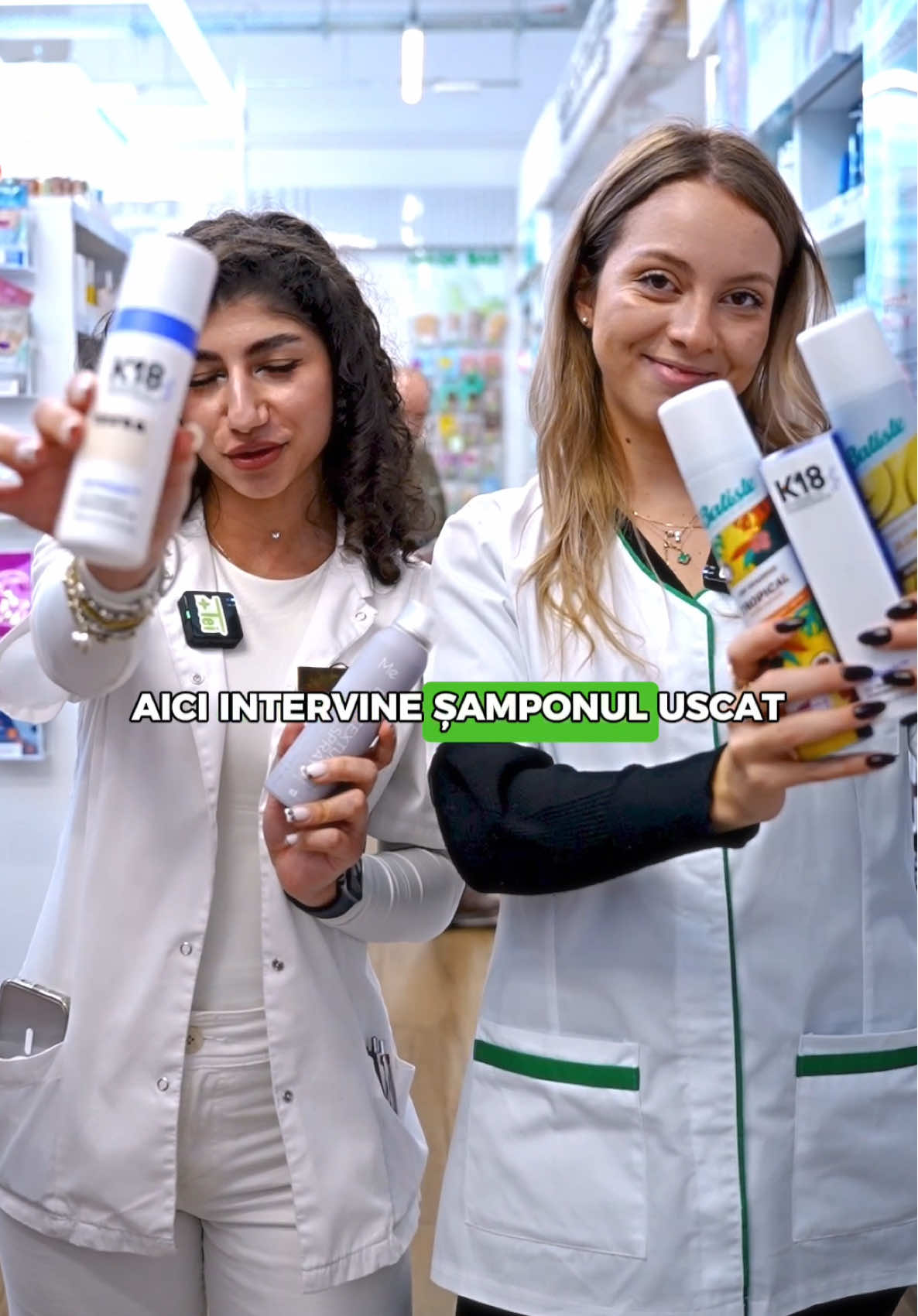 😅 N-ai timp să-ți speli părul? Nicio problemă! ✨ Șamponul uscat e soluția rapidă pentru un look fresh, curat și cu volum - în doar câteva secunde! 💁‍♀️ #fyp #farmaciatei #dryshampoo 