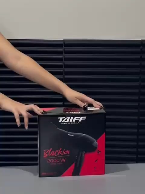 Taiff Black Ion Secador De Cabelo Profissional 2000w Cor Preto R$ 395,90 R$ 214,18 https://mercadolivre.com/sec/1fkXjEA