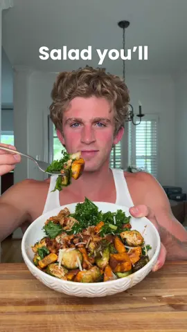 Quite literally the best lunch ever 😮‍💨 I love easy healthy lunches 𝘿𝙚𝙩𝙖𝙞𝙡𝙨: - 4 cups kale (+ Splash of oil, salt, lemon juice) - 1 cup Brussels sprouts (+ 1 tbsp olive oil, salt, pepper, garlic powder, paprika) - 1 cup sweet potato - Chicken thighs (or any protein) - 1/2 cup roasted chickpeas - 1/4 cup shaved parmesan Balsamic-Dijon Dressing: - 3 tbsp balsamic vinegar - 2 tbsp olive oil - 1 tsp Dijon mustard - 1/2 tsp honey - Pinch salt + pepper 𝘿𝙞𝙧𝙚𝙘𝙩𝙞𝙤𝙣𝙨: 1. Preheat oven to 400°F. Toss Brussels + sweet potato with a little olive oil, salt, garlic powder, paprika. Roast 25–30 minutes, flipping halfway. 2. Use the same bowl to season chickpeas - cook at 400ºF for 25-30 minutes as well. - While roasting, massage kale with a drizzle of olive oil, lemon, and pinch salt until softened. - Whisk balsamic, olive oil, Dijon, honey, salt, and pepper for the dressing. - Assemble kale, roasted Brussels + sweet potato, chicken, chickpeas, and parmesan. - Toss with dressing and serve warm or room temp. -  -  -  #lunch #easylunch #healthylunch 