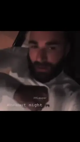 دس كلاش ولكن على طريقتي 🧐 المباراة القادمة الاتحاد والهلال 🤌 ( تعالوا الانىىىتا بالبايو ) #اتي_سوبر #الاتحاد #ittihad #كلاش