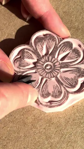 This audio is 💯 Inventory carving :)