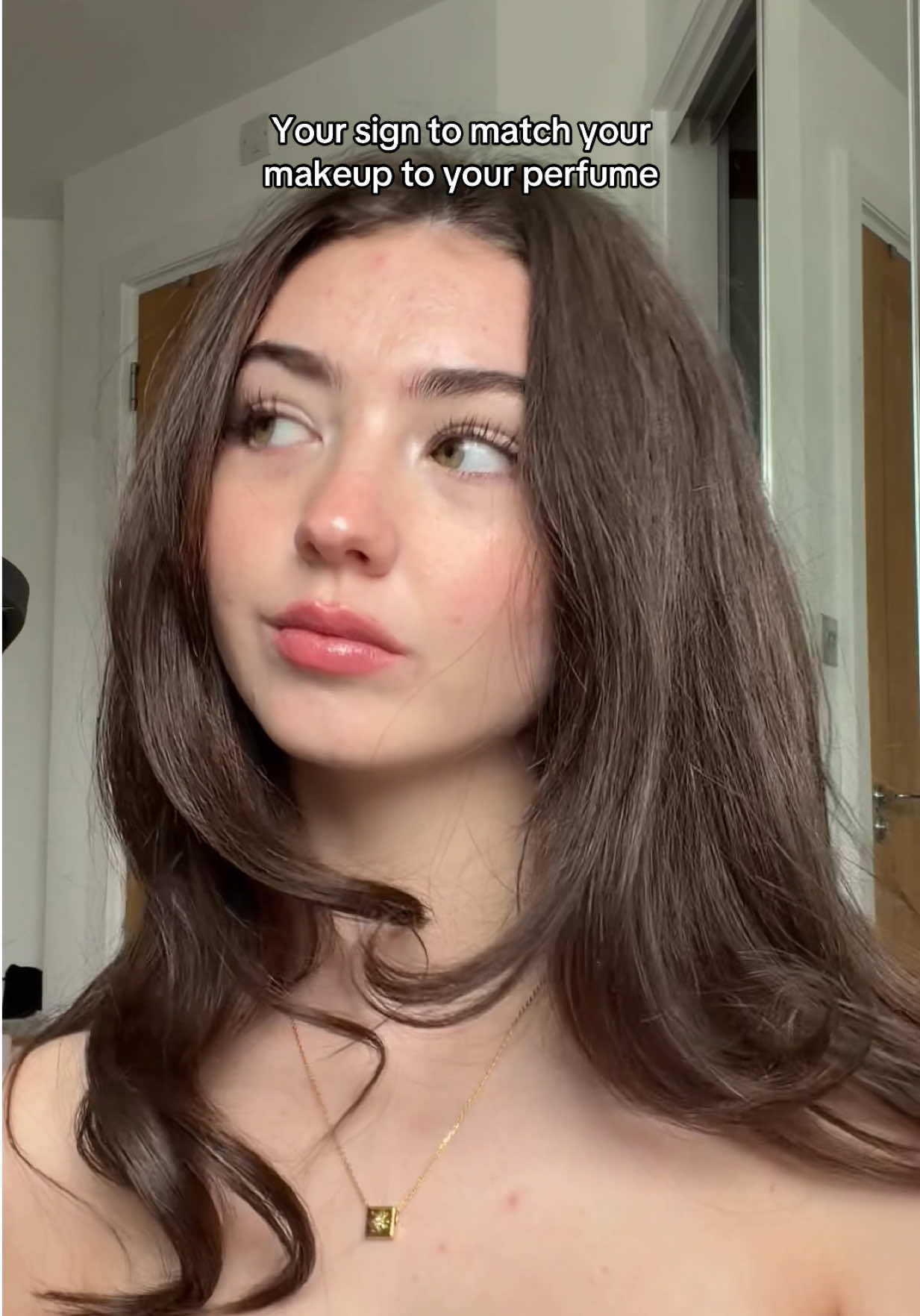 AD Your sign to match your makeup to your perfume @Valentino.Beauty Born in Roma Donna Ivory Eau de Parfum @Kiehlsuki Ultra Facial Cream @CeraVe UKI Eye Repair Cream @pradabeauty Blushing Care lip balm in U001 Astral Pink @YSL Beauty Lash Clash Mascara in Overnoir Black @milkmakeup Contour @L'Oreal Paris Concealer  #makeup #skincare #fragrance