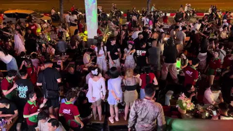 Vui như này thì phải lêm cái bàn thui khách ơi #303garden_station #phamvandonggovap #tohopsaigon #sukiensinhnhat #govap 