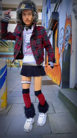 🖤🖤🖤 #scene #emo #hellokitty #cosplay #fyp 