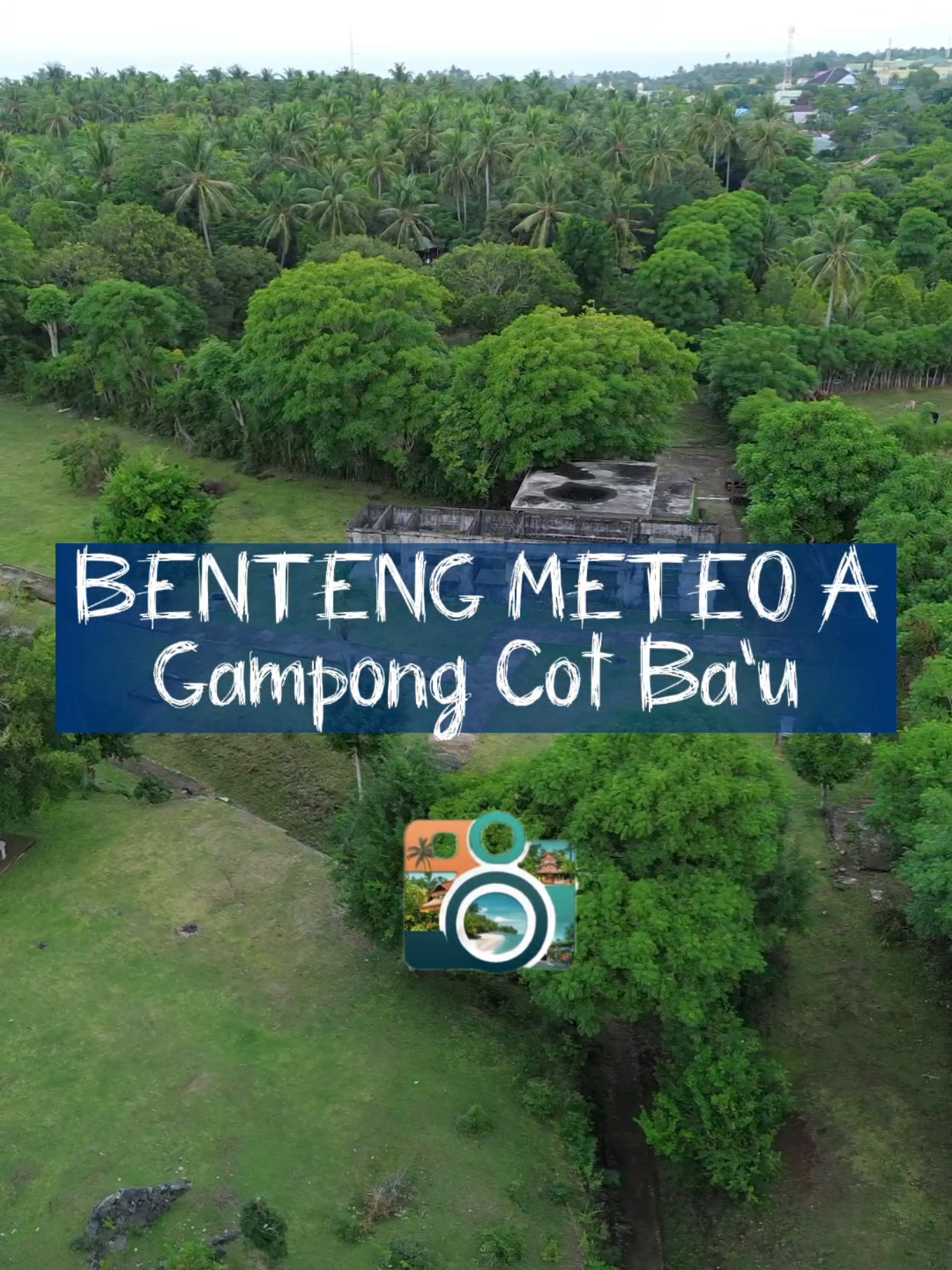 📍 Benteng Mateo A – Gampong Cot Ba’u, Sabang 💂‍♂️ Jejak Sejarah di Ujung Barat Indonesia 🌊 Tersembunyi di perbukitan hijau Cot Ba’u, Benteng Mateo A menjadi saksi bisu masa kolonial yang dulu menjaga pertahanan Sabang dari serangan laut. Dibangun dengan struktur kokoh dari beton dan dilengkapi lorong-lorong sempit, benteng ini menyimpan cerita perjuangan dan strategi pertahanan di masa lalu. Kini, keheningan di sekitarnya berpadu dengan suara ombak dan angin laut — menciptakan suasana yang damai namun sarat makna sejarah. Sebuah destinasi ideal bagi kamu yang suka eksplorasi heritage, sejarah, dan fotografi bernuansa klasik. #sabang #aceh #pariwisata  #benteng 