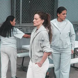 mejor villana por una razón 🗿 || primer edit en After Effects <3 || cc; cold cc by lofix (modified) quality; @Iconic <3  topaz, twixtor and presets; me #ginebranicoliti #elamornotienereceta #altairjarabo #actuacion #edit ¡¡ fake everything !! ¡¡ all fake !!