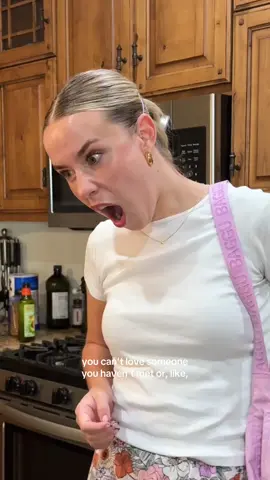 Ngl no idea if parasocial relationships are labeled as toxic haha. Should probably look that up but I’m just gonna post this instead😂 THANK YOU FOR BEING HERE🤍🤍🤍🥹🫶 #influencer #microinfluencer #parasocial #onlinefriends #girlsgirl 