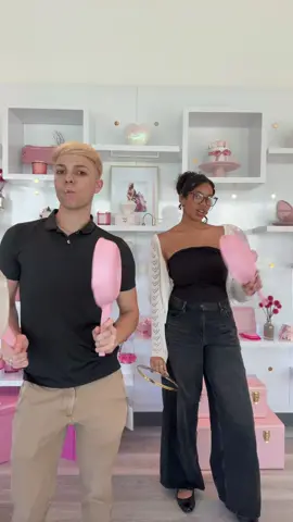 How this pink cookware set has got us feeling 💅🤭  #parishilton #pink #cookware #ophelia #iconic 