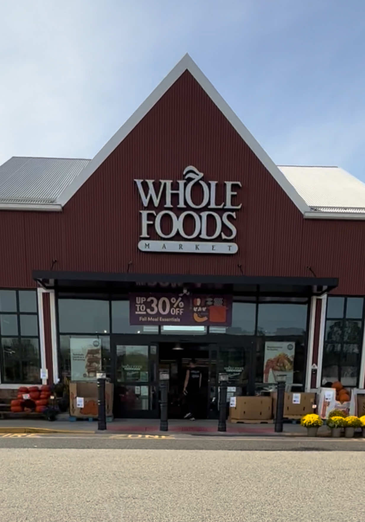 Lunch time at Whole Foods  #fyp #lunchtime  #wholefoodsmarket @Whole Foods Market 
