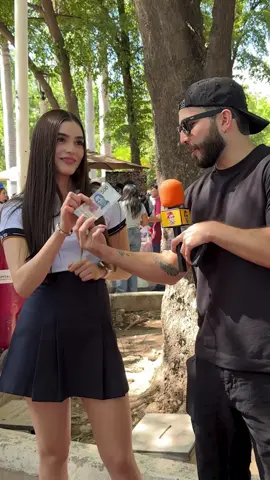 ¿Qué TANTO SABEN?😅💵 Alexa AHORA SI SE PUSO LAS PILAS😳