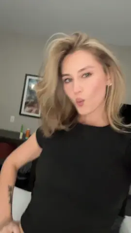 Subtle foreshadowing 💇🏼‍♀️