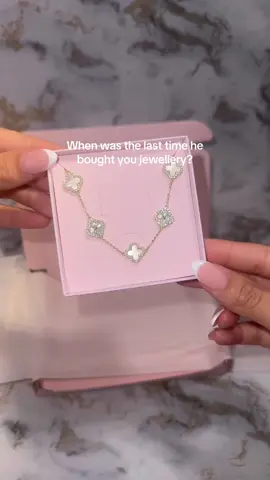 #cloverbracelet #golddiamondbracelet 