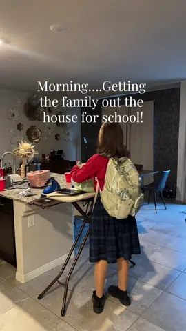 Morning with the family…#family #familytime #morning #school 