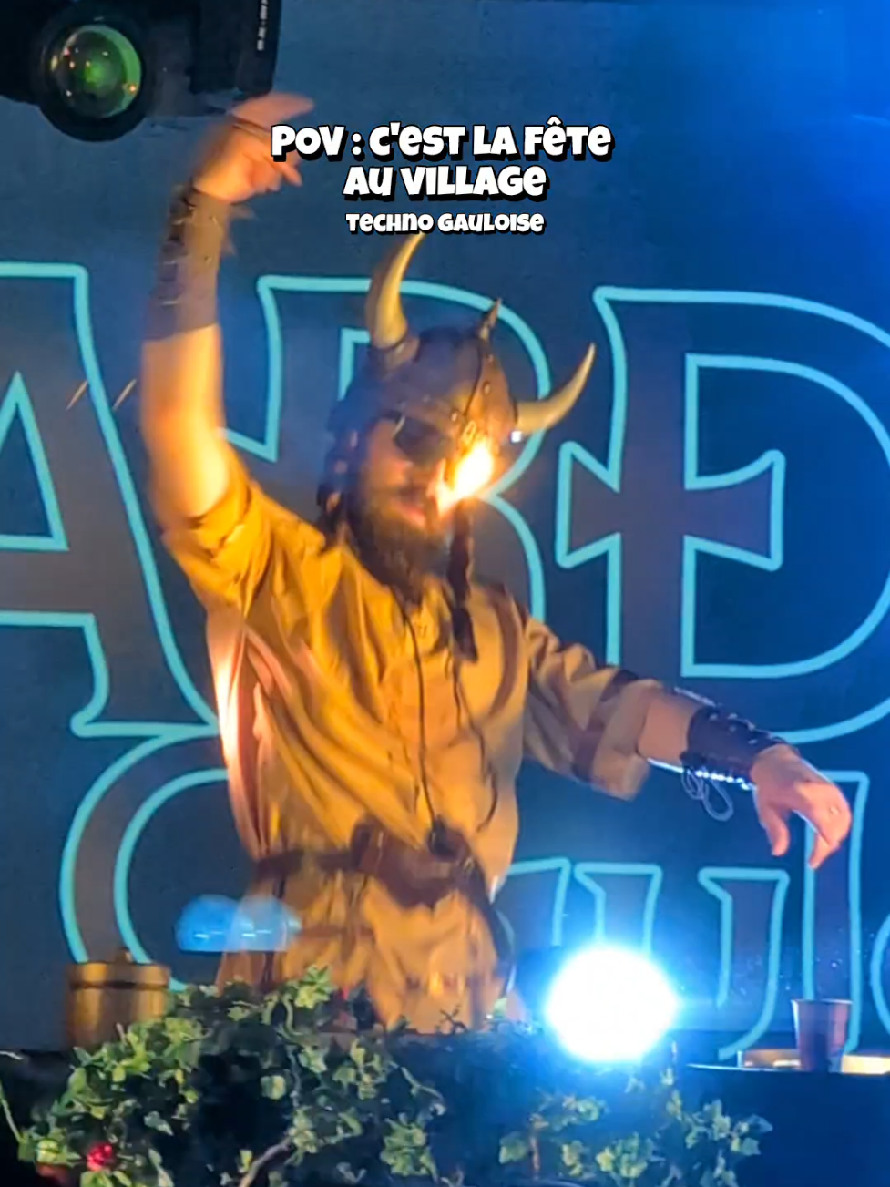 C'est la fête au village gaulois 🌿🪈 Track ID : 